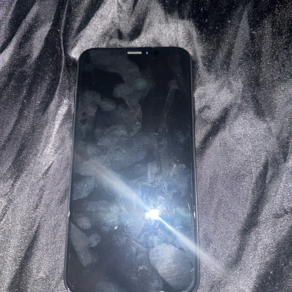 iphone X - Picture 3 of 3